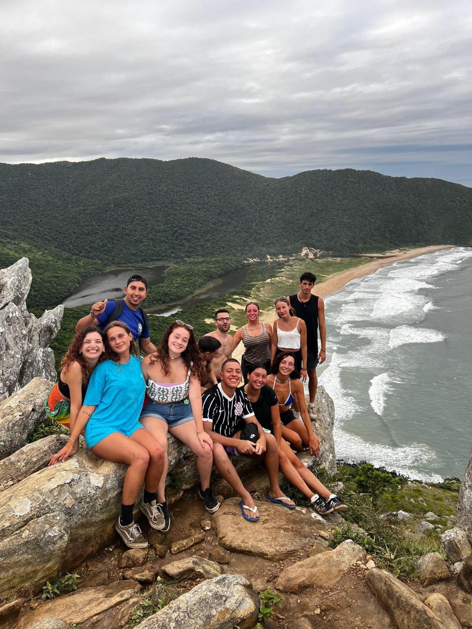 Nomades - Adventure & Coworking *