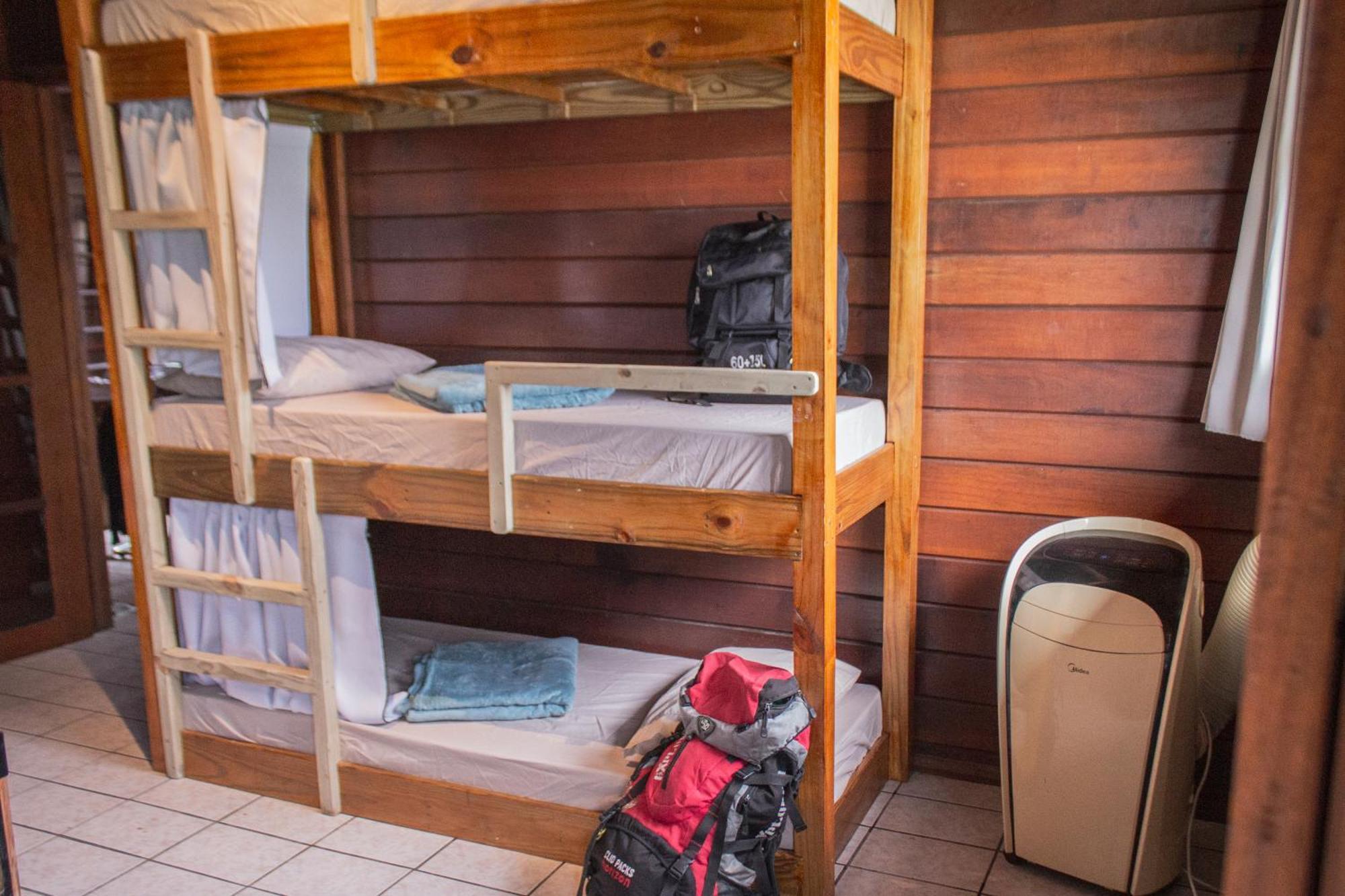 Nomades - Adventure & Coworking Hostel