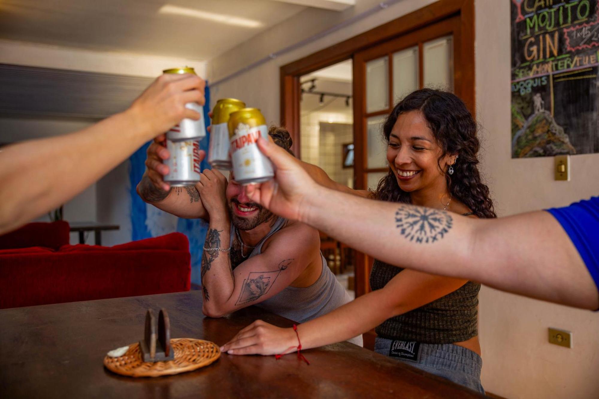 Hostal Nomades - Adventure & Coworking Florianópolis